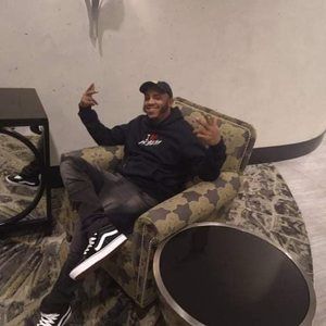 Meet your Posher, Tae